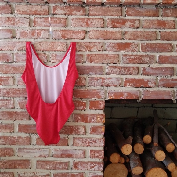 Missguided lowback high cut one piece. - Picture 5 of 6